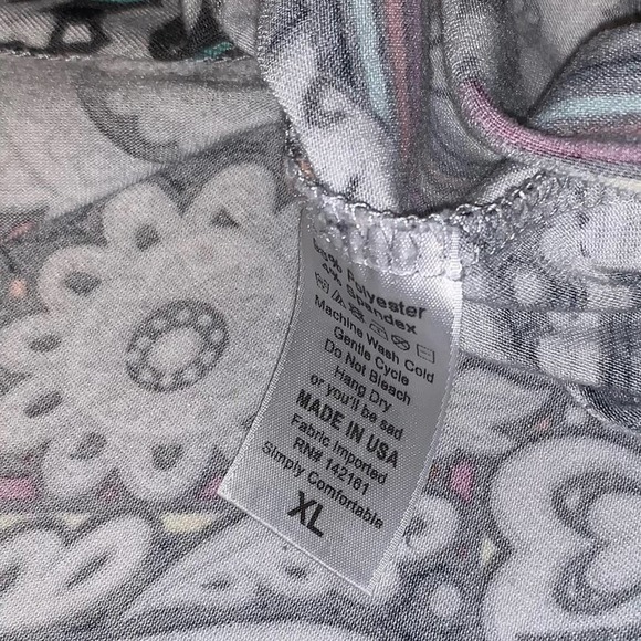 LuLaRoe arrow shirt TUNIC size XL EUC - Picture 10 of 10